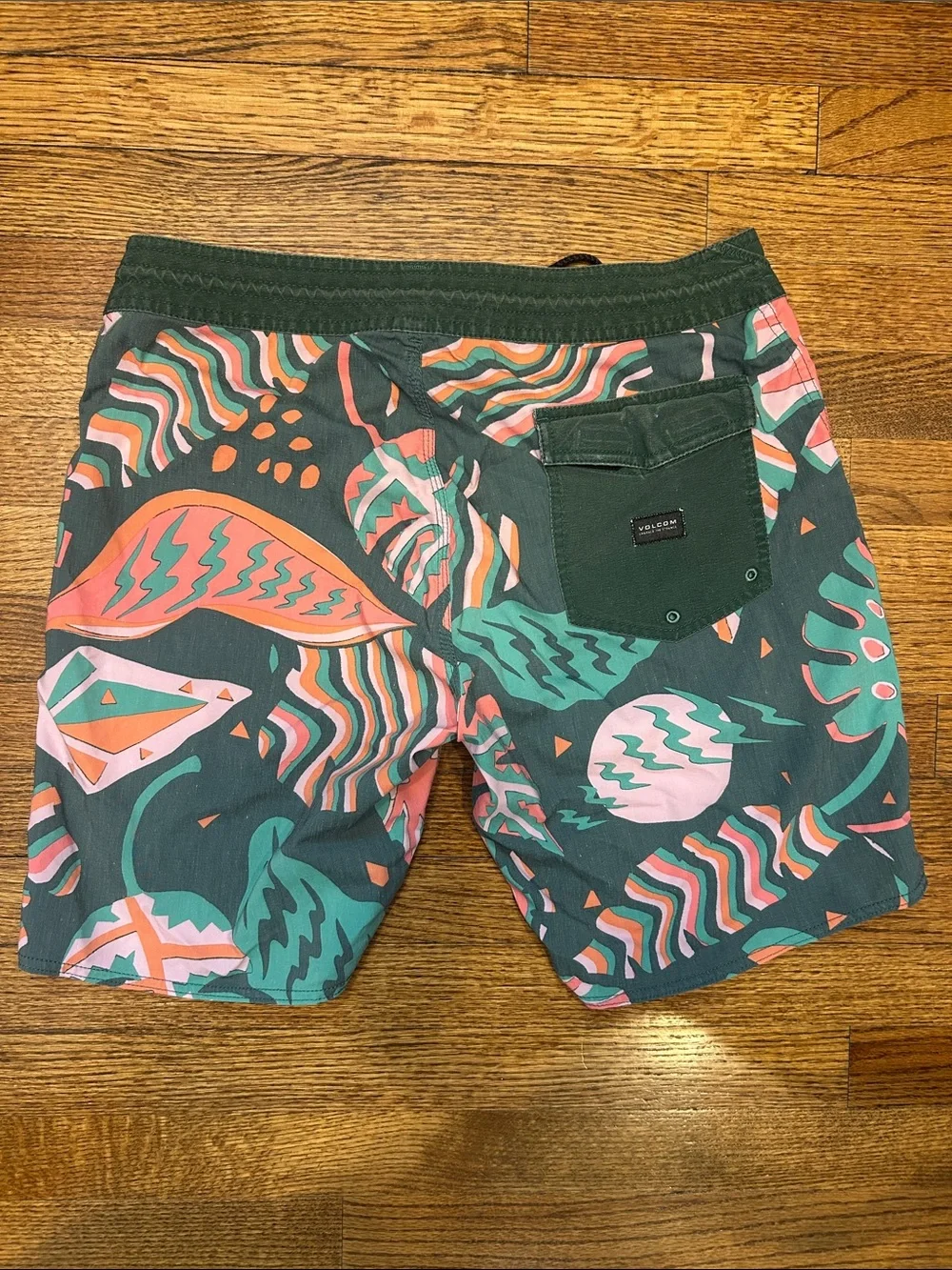Volcom Dark Green Swim Shorts with Coral & Mint Tropical Print - Size 32